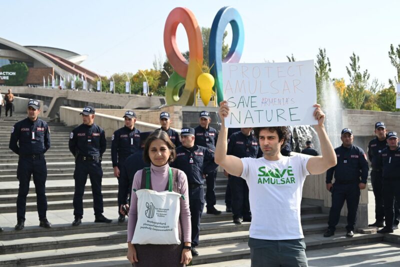 Protesters Demand Closure of Amulsar Gold Mine as COP17 Opens
