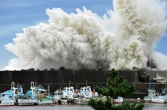 US issues tsunami warning after earthquake in Panama