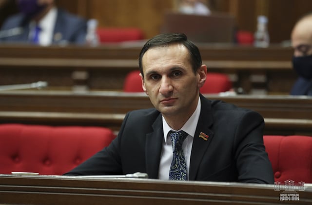 «Գազի գնի թանկացմամբ պայմանավորված՝ թանկանալու է ամեն ինչ, տնտեսությունն ու բնակչությունը շատ լուրջ վնասեր են կրելու». Արմեն Եղիազարյան