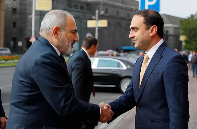 Մեր հերոսների անունները ջնջում են, Երևանում COP17-ով փողոց անվանակոչում