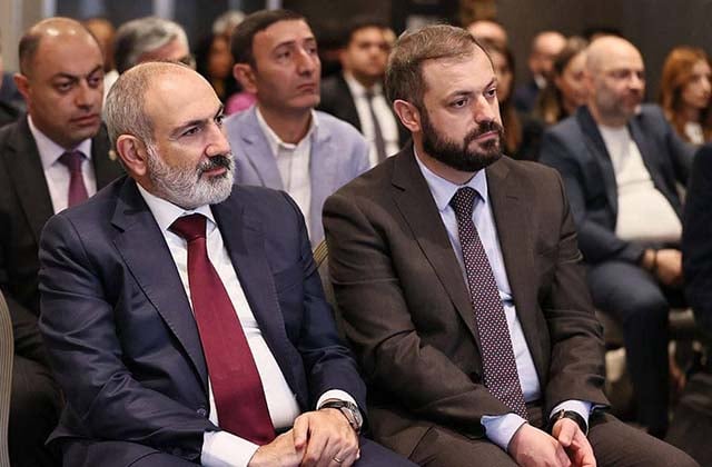 Իշխանության ջայլամային քաղաքականությունը