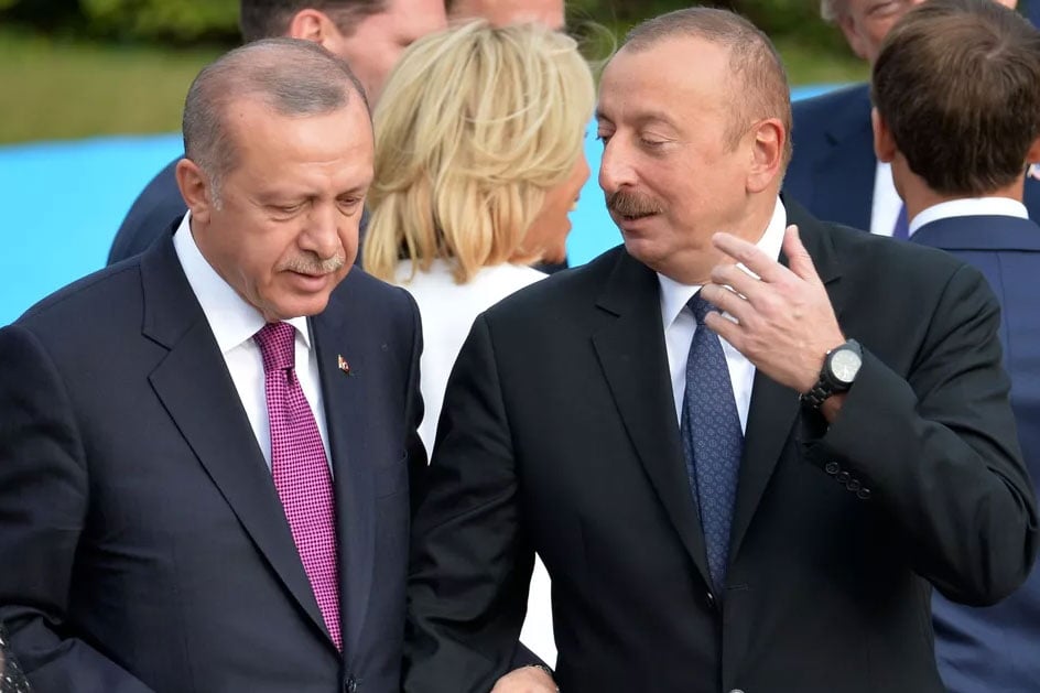 Azerbaijani website publishes scandalous material about Turkey