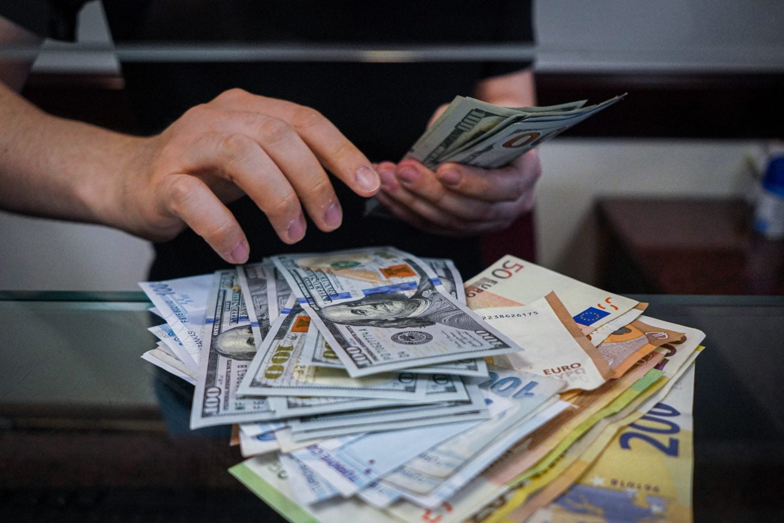 Currency exchange rates on October 10
