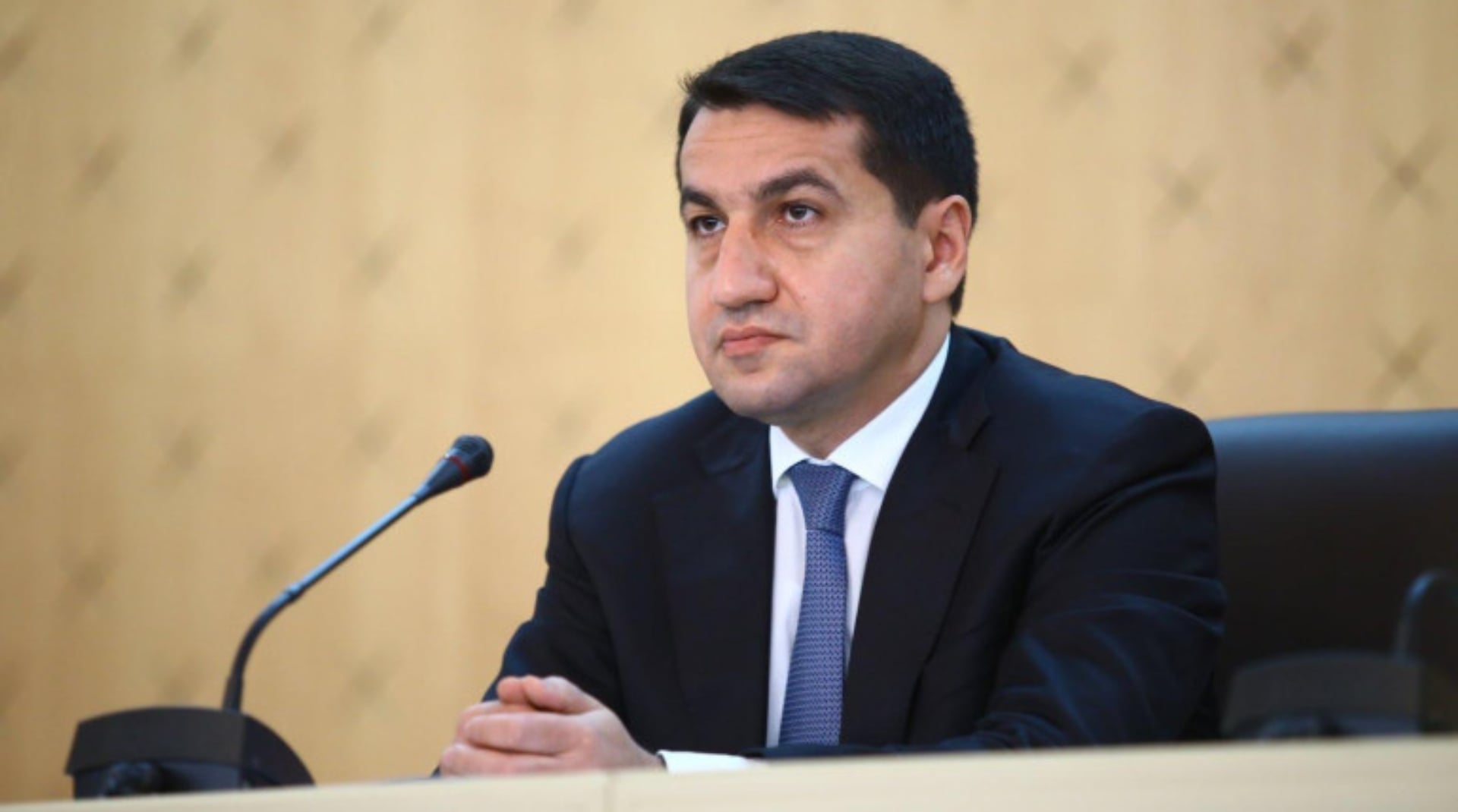 Բաքուն ներողություն է պահանջում հայերից. Հաջիև