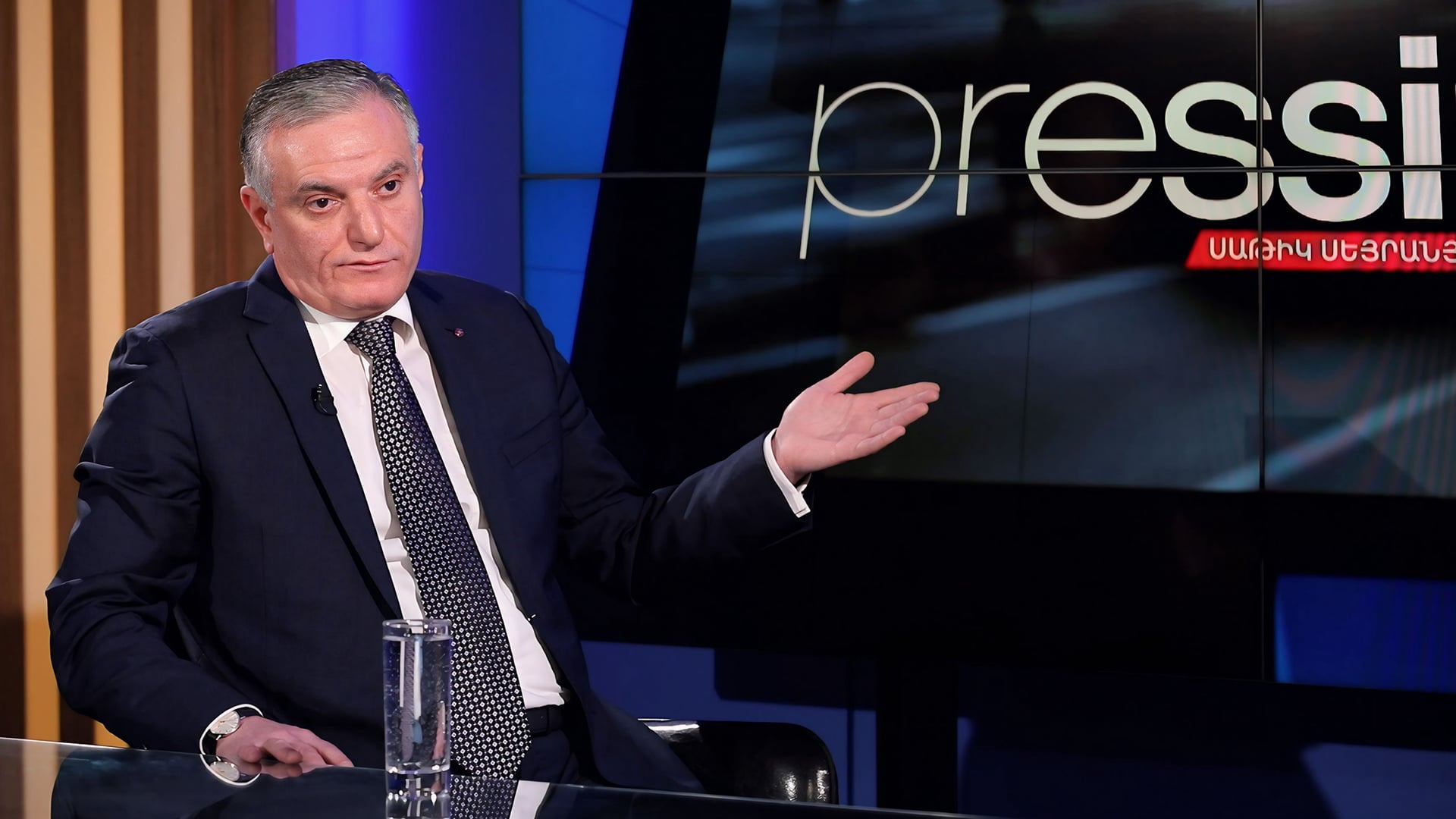 Are you listening, Nicole? This especially applies to you, Zelensky, Saakashvili… Artak Zakaryan