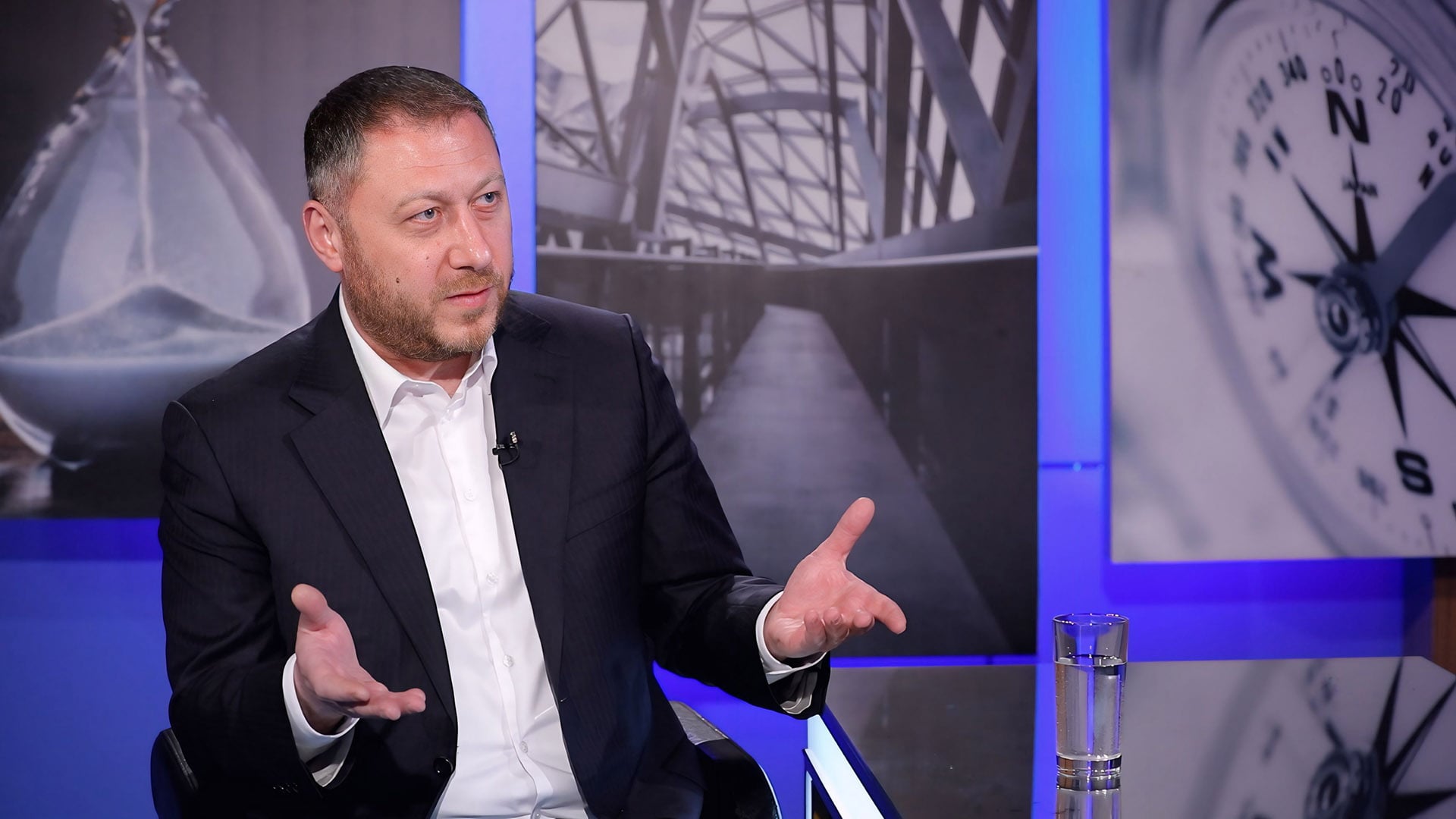 Buying oil products from Azerbaijan does not guarantee that gasoline prices will not rise in Armenia. We depend on 2 factors. Hayk Farmanyan