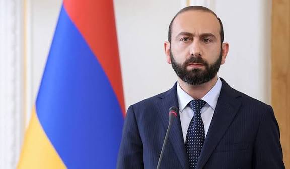 Արարատ Միրզոյանը մեկնում է Իրան