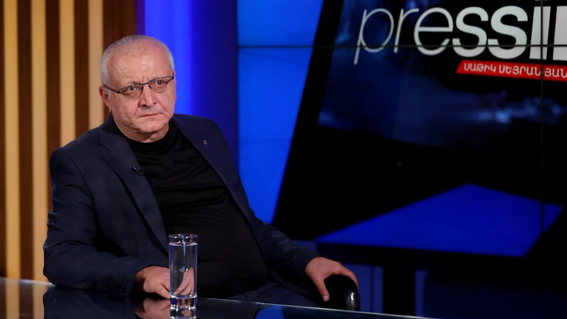 «Ի՞նչն է Ուայթ-Քեյնին տարել Մայր Աթոռ». Սուրեն Սուրենյանց