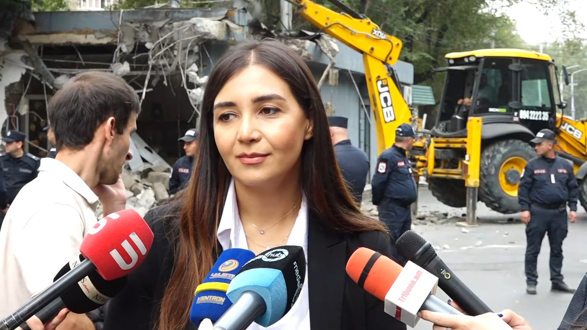 ԴԱՀԿ-ն քաղաքապետարանին ծանուցել է, որ արգելանք կա քանդելու վրա. փաստաբան