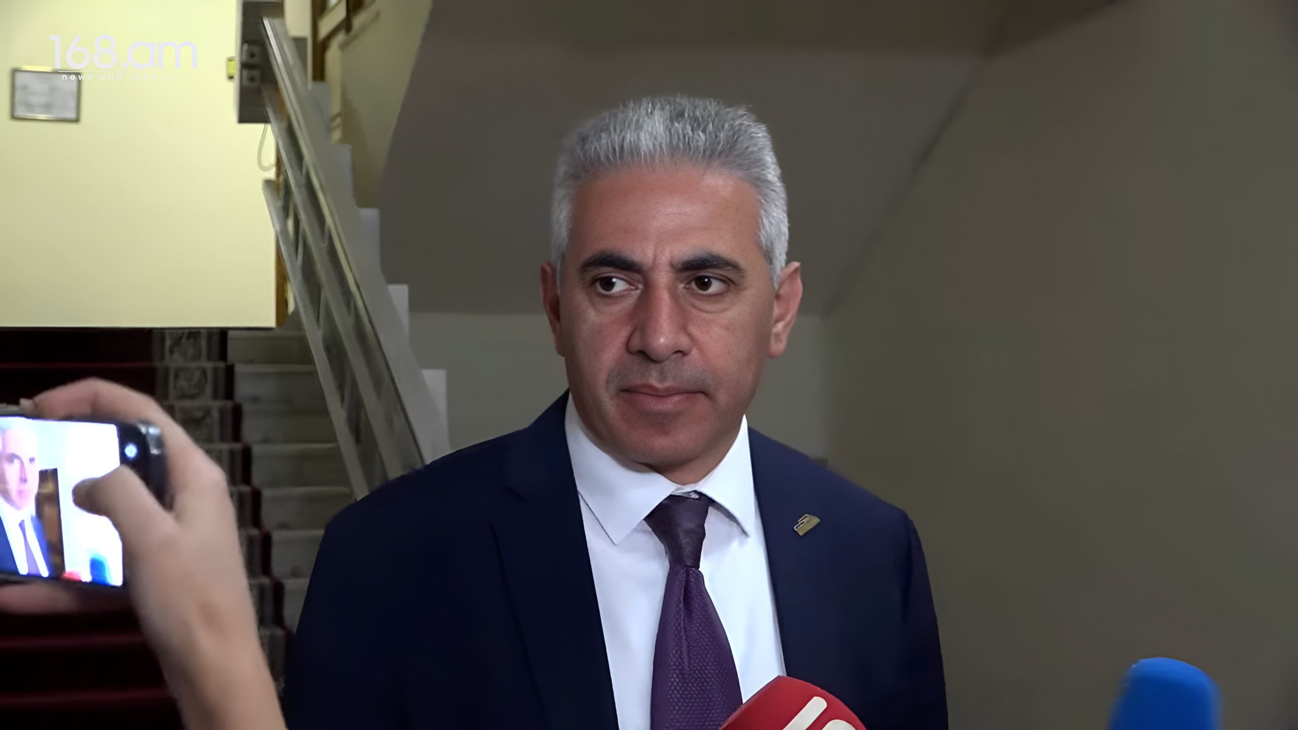 Սա ապօրինություն է. ի՞նչ փակ նիստ. ես ինչի՞ իրավունք չունեմ ներկա լինեմ, հարց տամ. Էդգար Ղազարյան