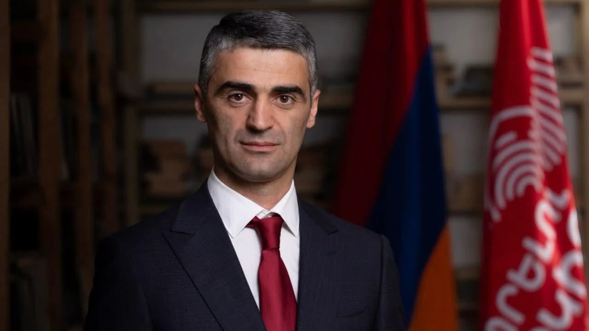 Բերման են ենթարկվել Արթիկում՝ «Ապրելու երկիր» կուսակցության համայնքապետի թեկնածու Արթուր Աստոյանը և մի շարք թիմակիցներ