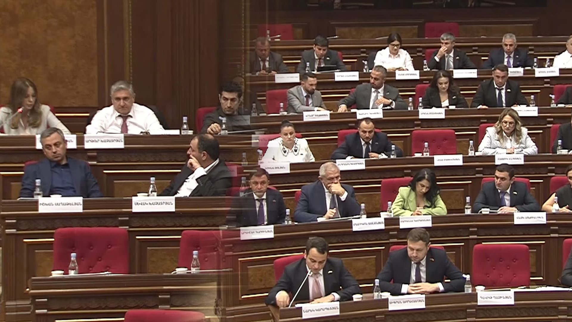 Ընդդիմադիրները չեն մասնակցում Եկեղեցու հարցով հանձնաժողովի քննարկմանը