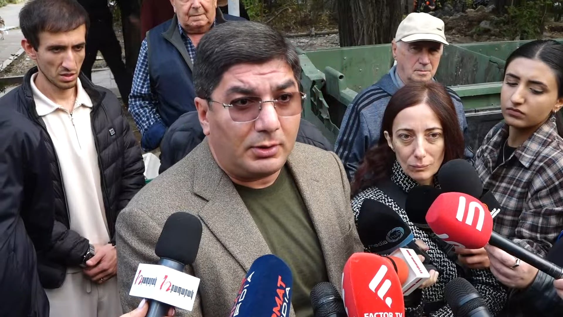 Ես ինչ ունեմ, օրինական ունեմ. Աջափնյակի թաղապետը գլուխը քարին է տվել, երեսն էլ` պատին. Մեսրոպ Մանուկյան
