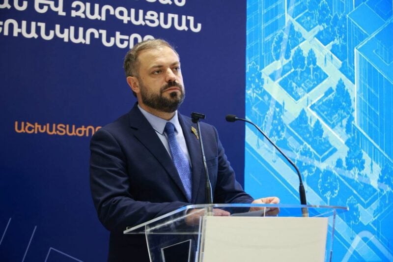 Պապոյանը կարևորել է քաղաքաշինության ոլորտում ներդրումների ներգրավումը, բնակարանների հասանելիությունը