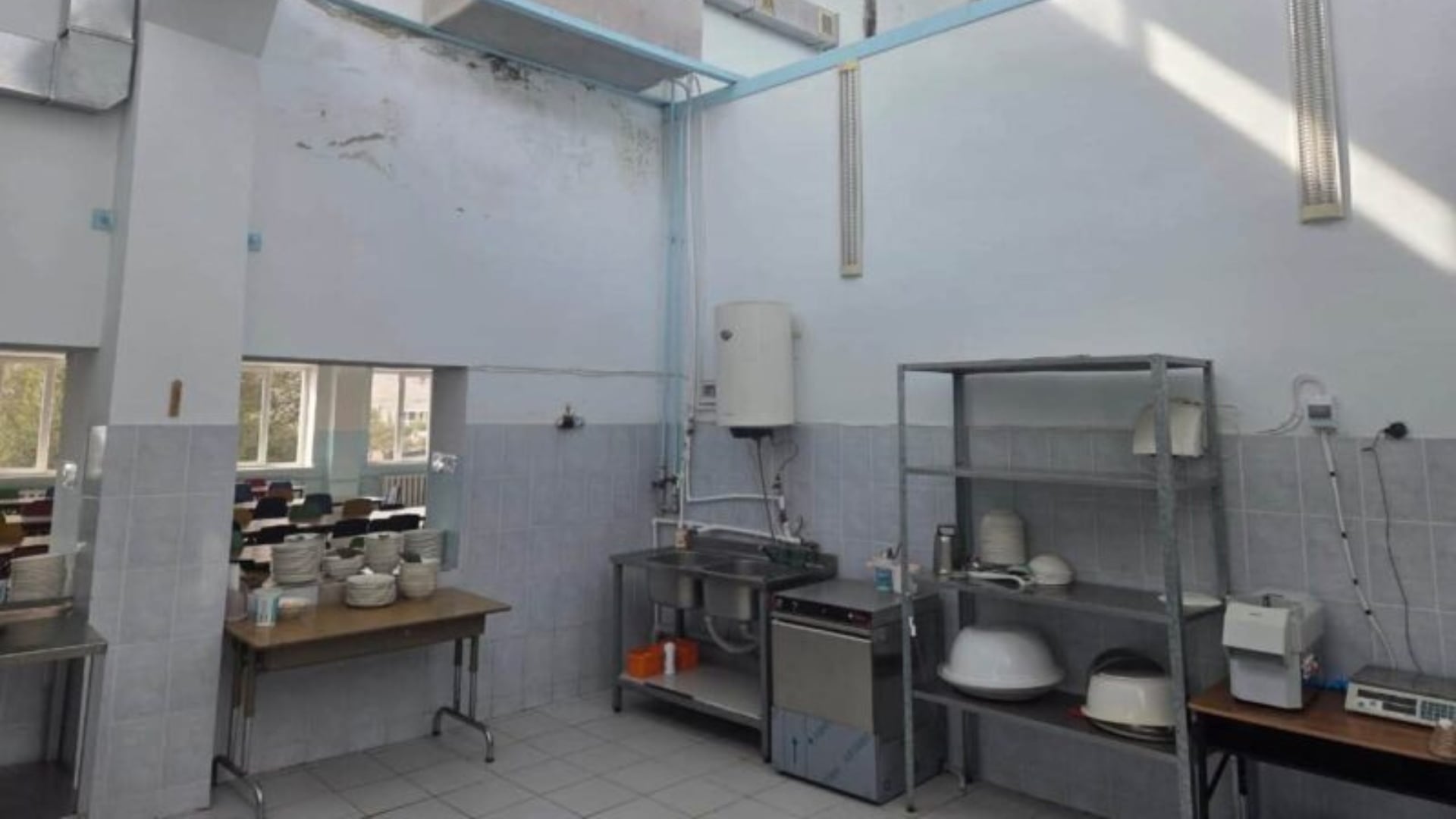 Կասեցվել է «Ամասիայի միջնակարգ դպրոց» ՊՈԱԿ-ի հանրային սննդի օբյեկտի արտադրական գործունեությունը