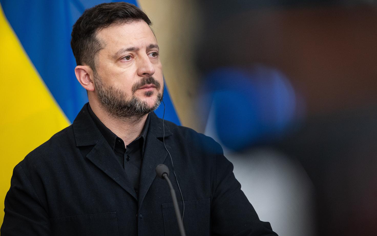 Reducing size of army and Ukraine’s neutrality are non-negotiable: Zelensky