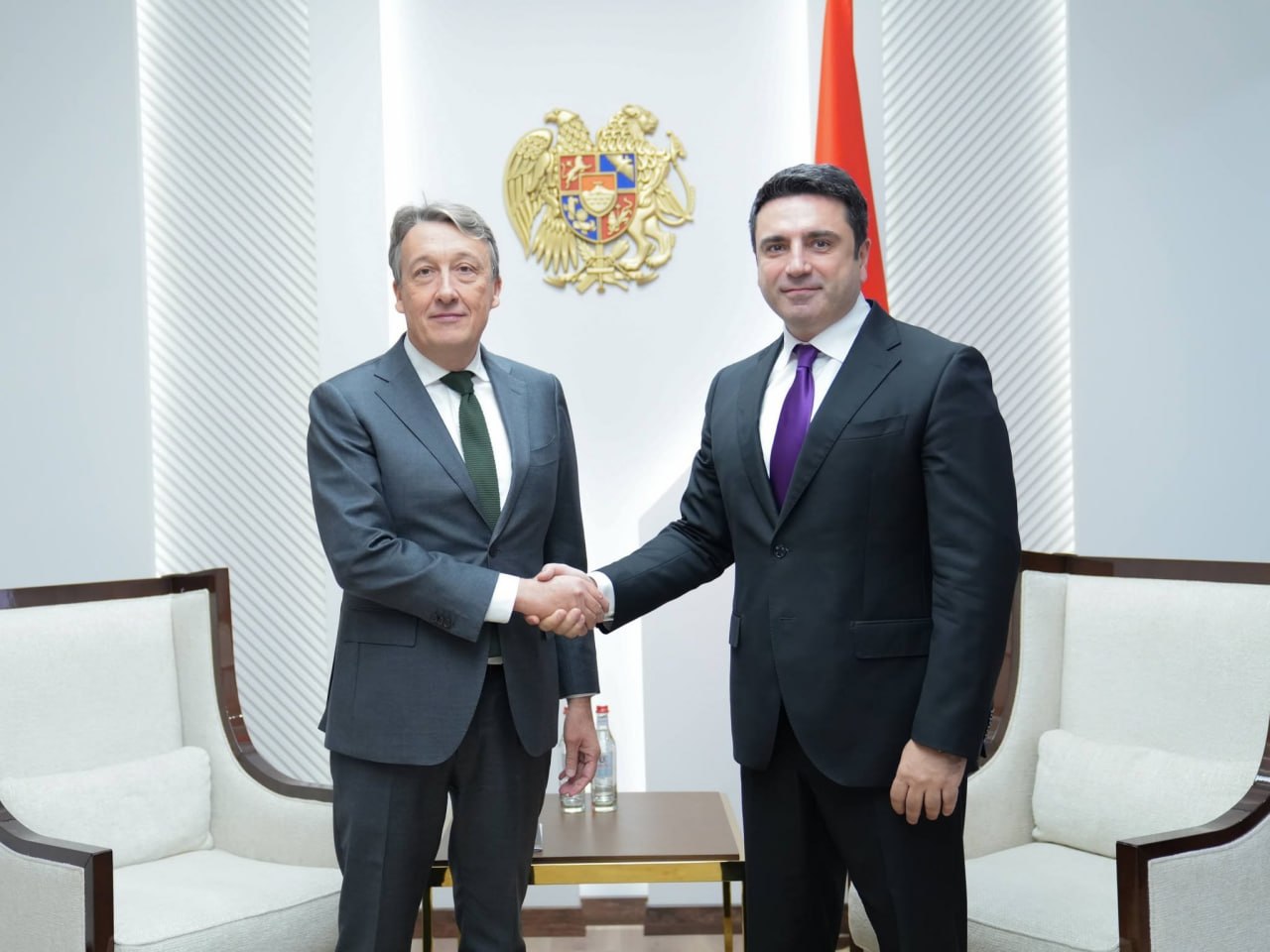 ԱԽ քարտուղարն ու Բելգիայի դեսպանը անդրադարձել են ՀՀ-ԵՄ կապերին վերաբերող թեմաների
