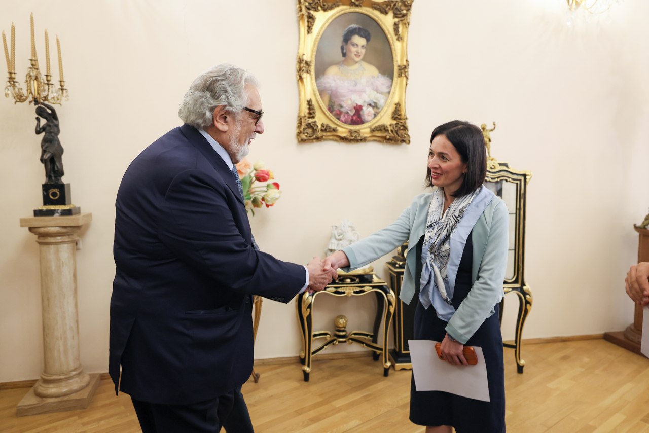 Պլասիդո Դոմինգոն, Գեղամ Գրիգորյանի դուստրը և որդին՝ օպերայի բեմում․ հոբելյանական համերգ