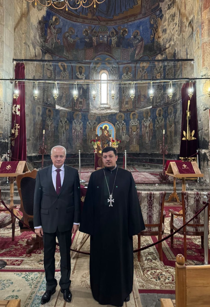 «Հավատքը կարող է դառնալ ժողովուրդներին միավորող կամուրջ». ՌԴ դեսպանն այցելել է Ախթալայի վանք