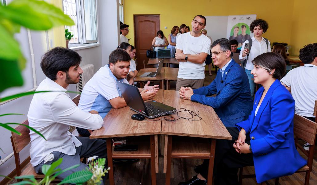 Ucom and FAST Bring Together Artificial Intelligence and Green Innovation
