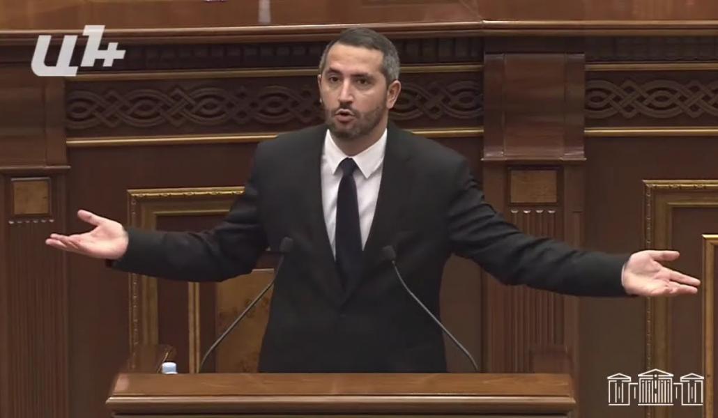 Սա ուղիղ միջամտություն է եկեղեցու ներքին կյանքին, ԱԺ ո՞ր շրջանակում է տեղավորվում դրանք քննարկելը (տեսանյութ)