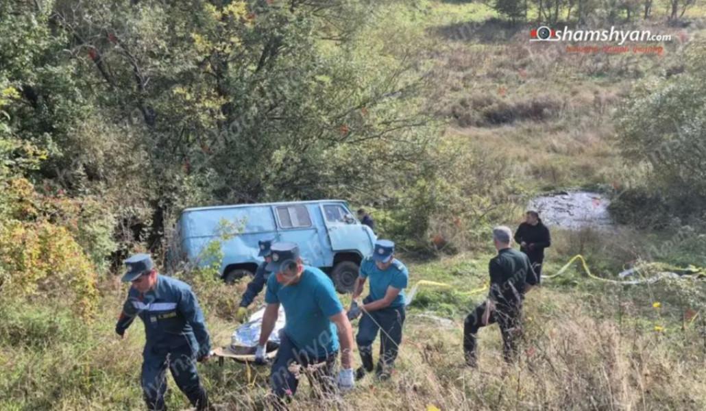 UAZ rolled into a ravine: 1 dead, 3 injured