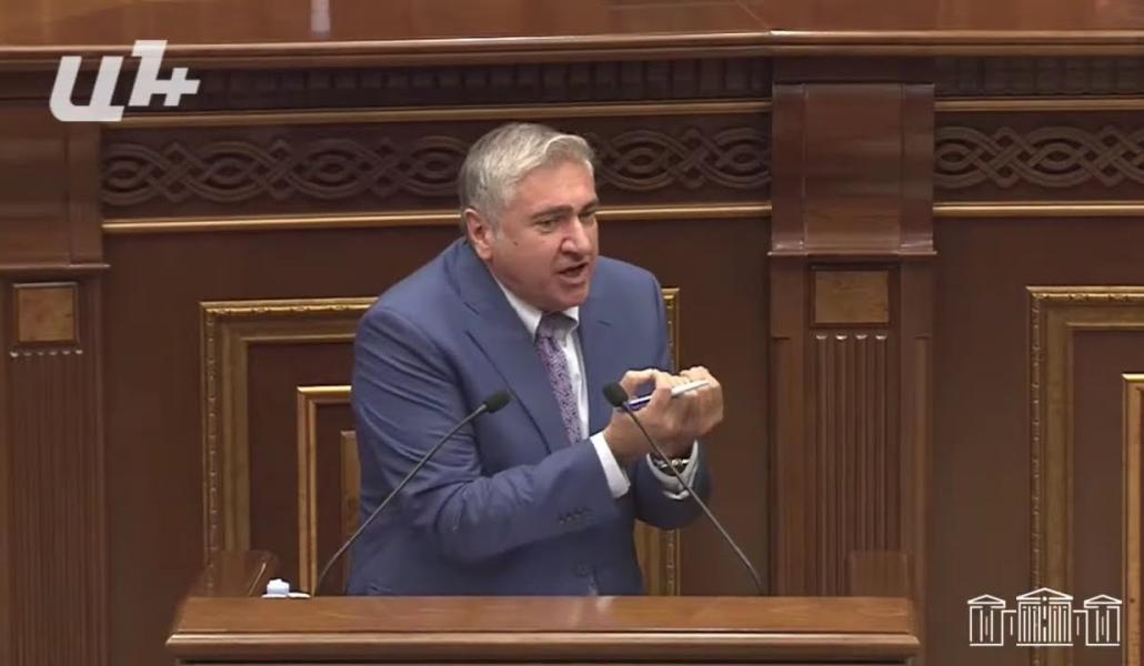Տպավորություն է,որ Կառավարության անդամները գալիս են ոչ թե հարցերին պատասխանելու,այլ խուսափելու համար (տեսանյութ)