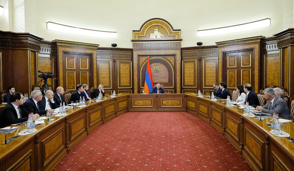 Վարչապետի գլխավորությամբ քննարկվել են հարկման համակարգերի վերաիմաստավորմանը վերաբերող հարցեր