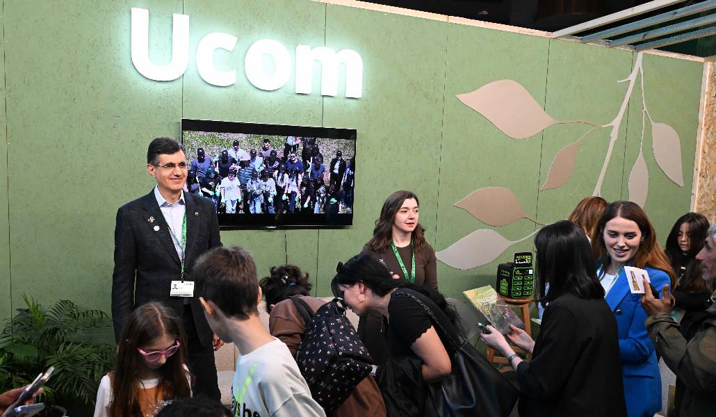 COP17-ում ներկայացվեց Ucom-ի աջակցությամբ հրատարակված «Հովազաձորի գաղտնի ճանապարհը» գիրքը