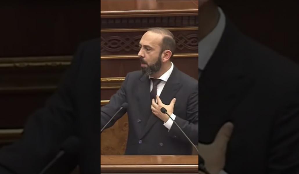 «Համբուրվելով եկան, դուռը բացեցին, մտան տուն․․․» Արարատ Միրզոյանը անեկդոտ է պատմում (տեսանյութ)
