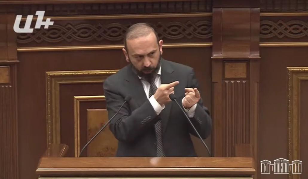 Եթե Ադրբեջանն այդպես էլ չստորագրի խաղաղության պայմանագիրը, դուք ի՞նչ քայլեր կձեռնարկեք․ Աբրահամյան (տեսանյութ)