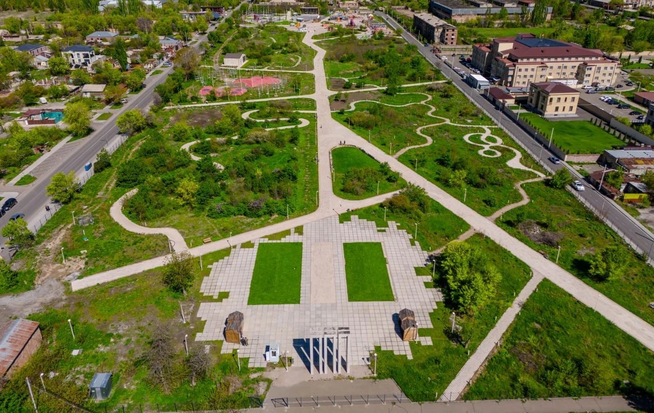 Aznavour Foundation to continue Friendship Park restoration, development project in Armenia’s Gyumri