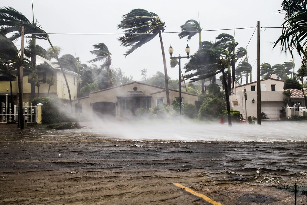 Hurricane Isaias hits Florida; state of emergency declared