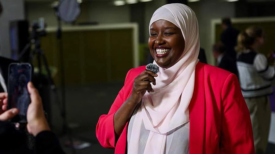 Somali refugee wins UK parliamentary by-election
