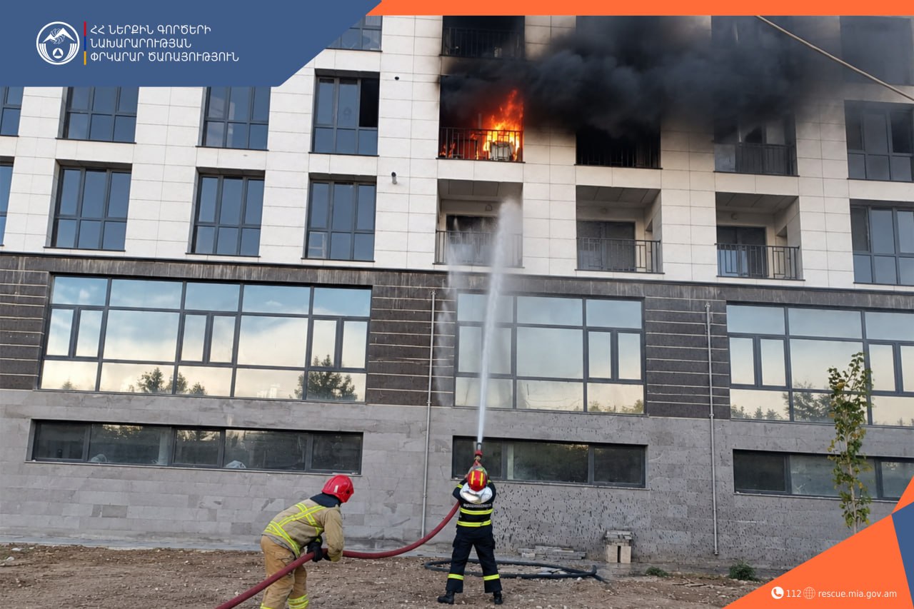 Հրշեջ-փրկարարները կանխել են հրդեհի տարածումը դեպի հարևան բնակարաններ