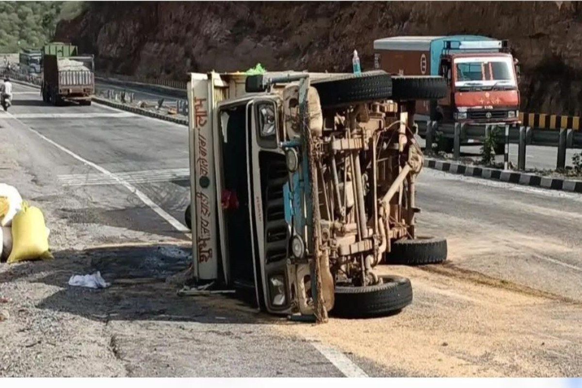 Հնդկաստանում բեռնատարը մխրճվել է ուխտավորների բազմության մեջ․ կա 12 զոհ