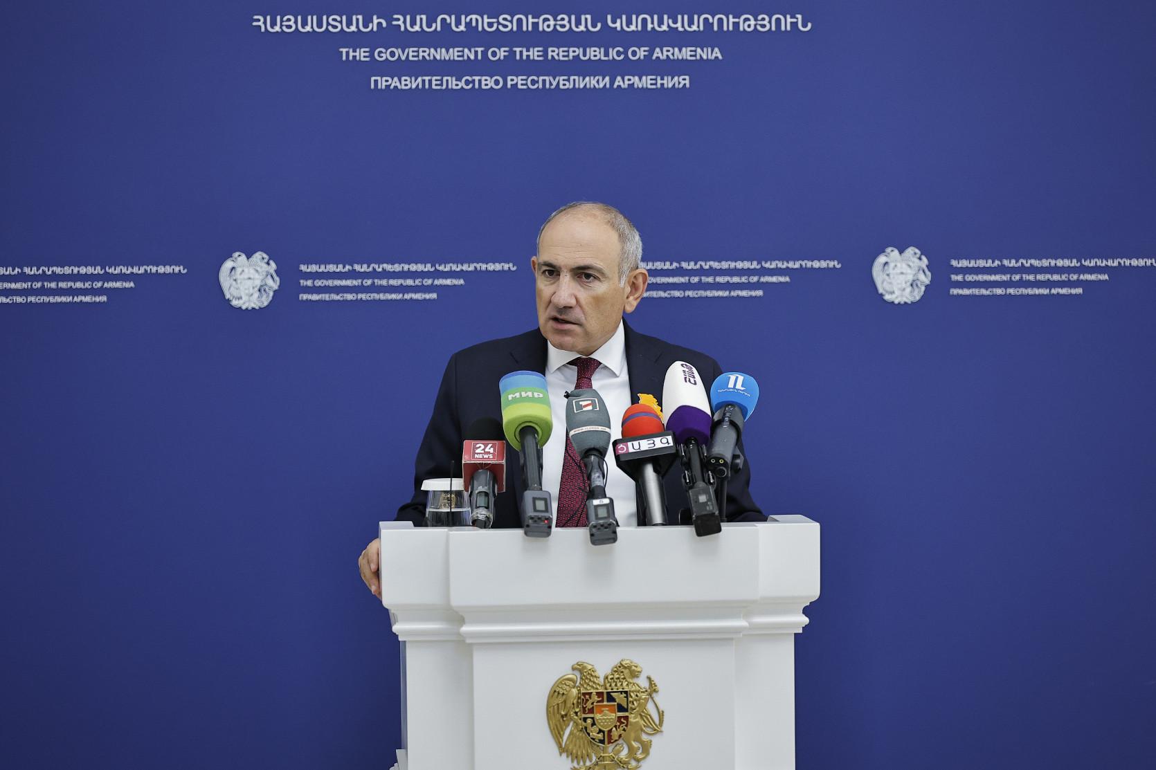 Ո՞վ է մեղավոր ԱԺ-ում ծեծկռտուքի համար․ Փաշինյանը պաշտպանեց ՔՊ պատգամավորներին