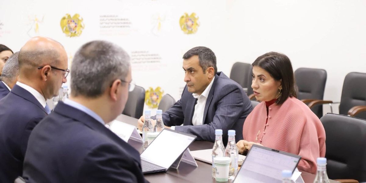 The process of digitizing the judicial system and the integration of artificial intelligence were discussed.