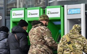Українці торік одержали $8 млрд грошових переказів