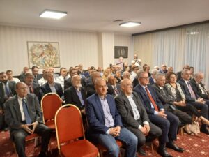 Տոքթ. Եղիկ Ճէրէճեան Պարգեւատրուեցաւ Փարամազի Անուան Շքանշանով