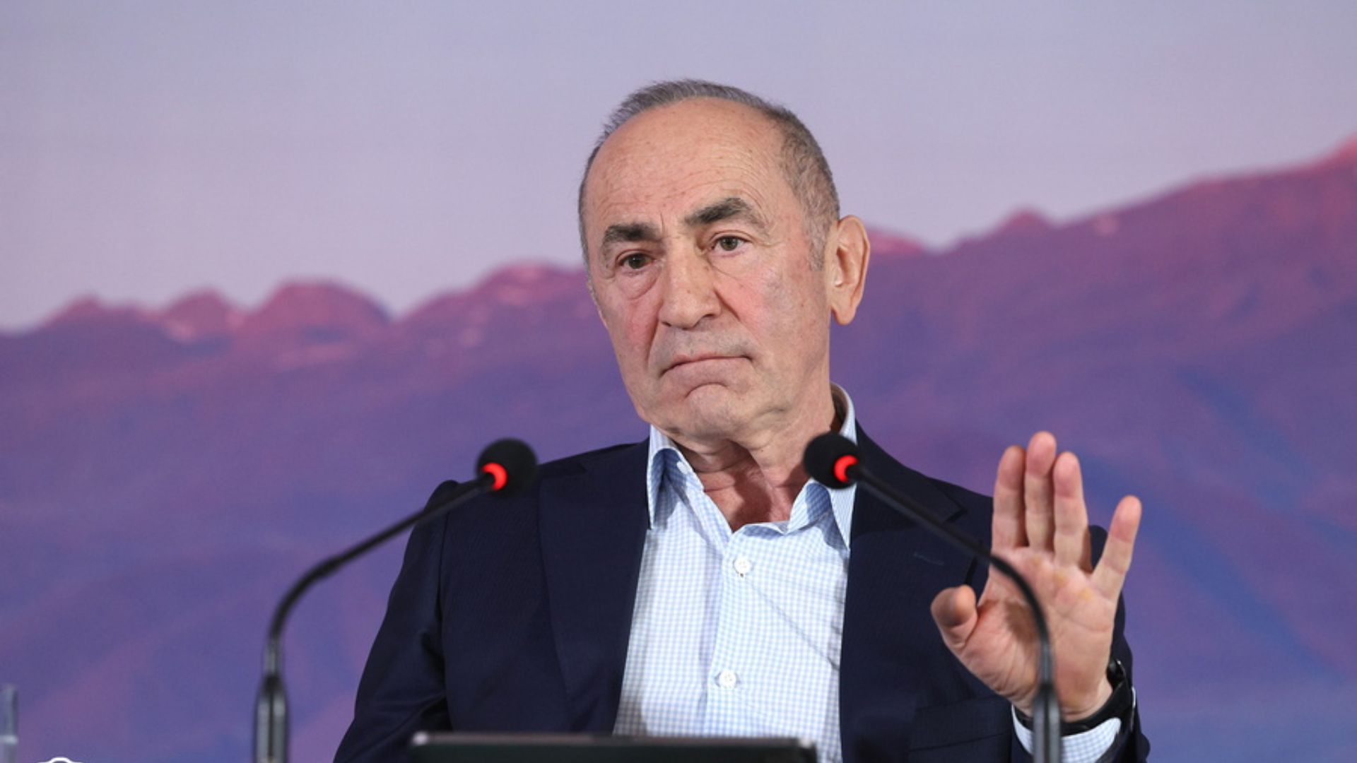 Ռոբերտ Քոչարյանի կալանքի ժամկետը դատարանը երկարաձգեց 2 ամսով: