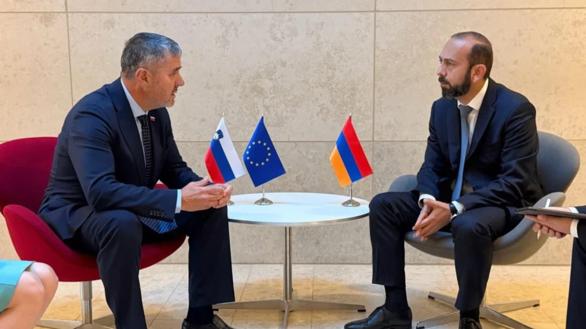 Արարատ Միրզոյանը կհանդիպի Սլովենիայի ԱԳ նախարարին
