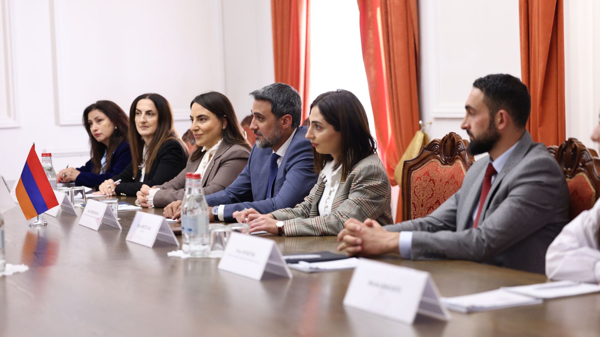 Արամ Վարդևանյանն ընդունել է Չեխիայի դեսպանին․ քննարկվել են ժողովրդավարության և տարածաշրջանային անվտանգության հարցեր