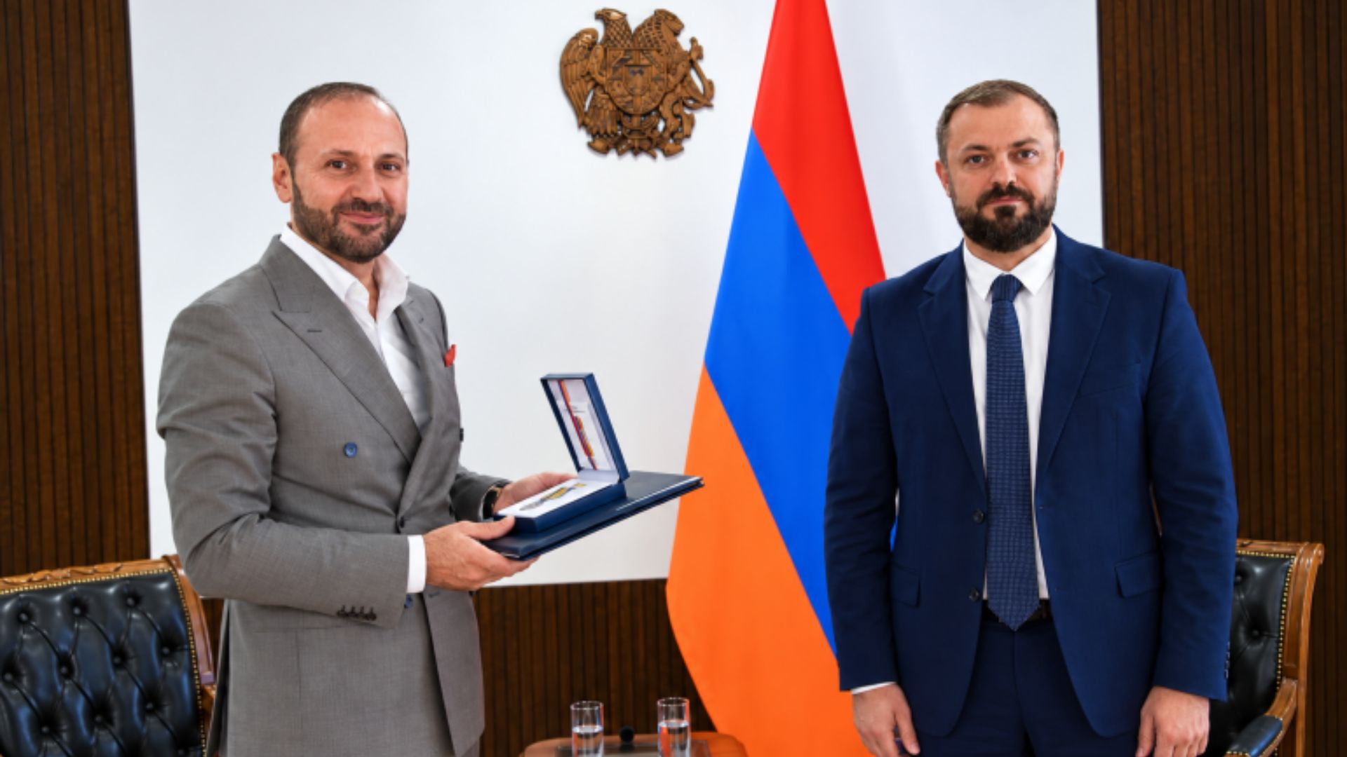 2 միլիարդի ներդրում և 1 մլն քմ նոր միջավայր. պետությունը պարգևատրել է «Ռենշինի» համահիմնադիր Էդուարդ Մարությանին