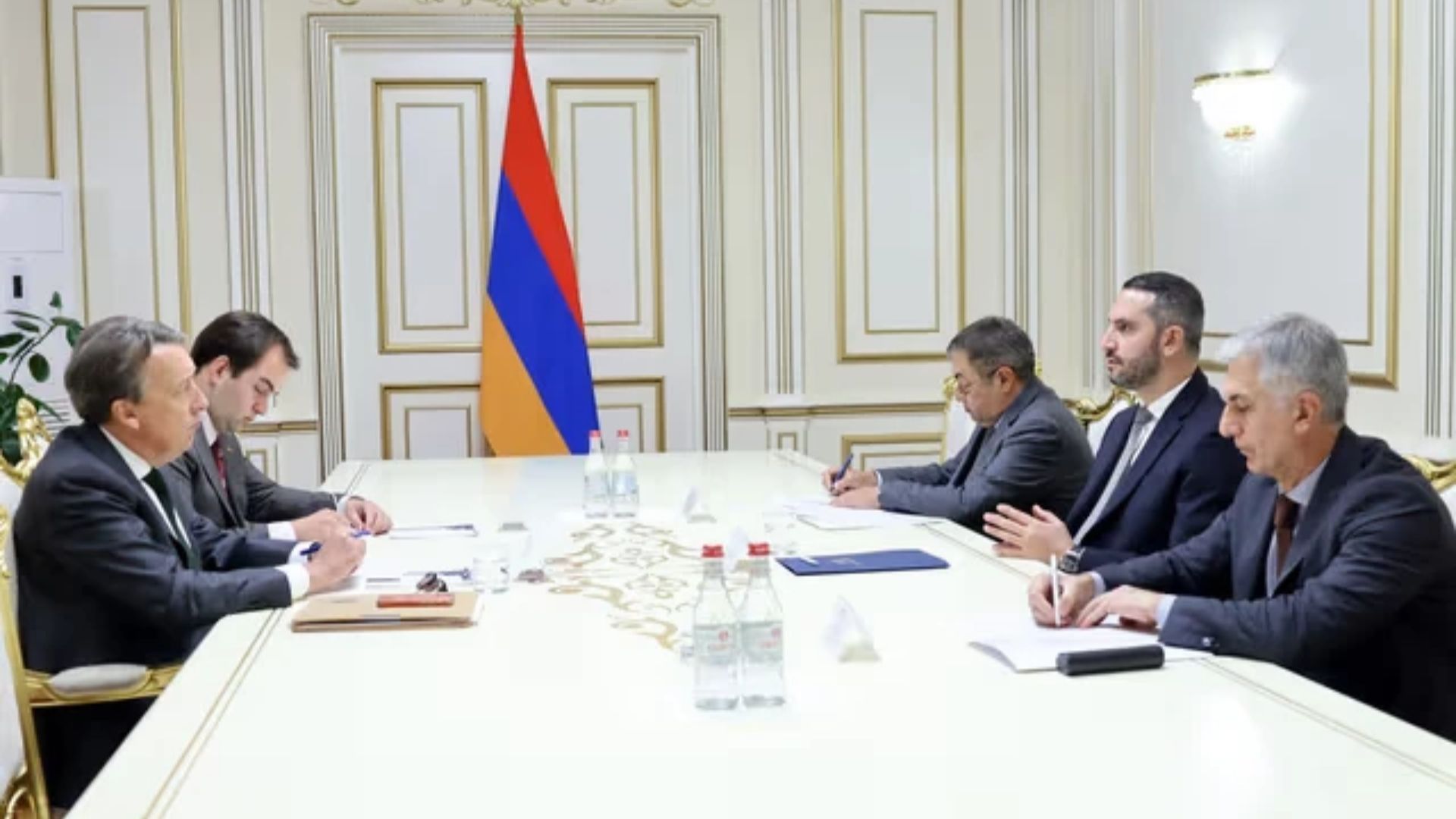 Ռուբեն Ռուբինյանն ու Հնդկաստանի դեսպանը քննարկել են համագործակցության ընդլայնման հնարավորությունները