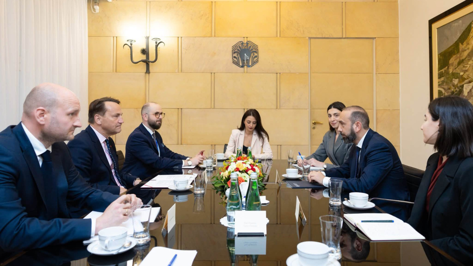 Արարատ Միրզոյանը հանդիպել է Լեհաստանի ԱԳ նախարարին․ քննարկվել են երկկողմ հարաբերությունները