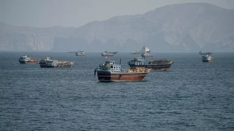 Հորմուզի նեղուցում նավթատար լցանավերը կանգնեցվել են․ Իրանը մեղադրում է ԱՄՆ-ին