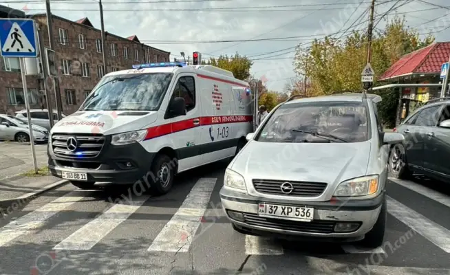 «Opel»-ը Զաքարիա Քանաքեռցի-Ծարավ Աղբյուր փողոցների խաչմերուկում վրաերթի է ենթարկել կին հետիոտնի