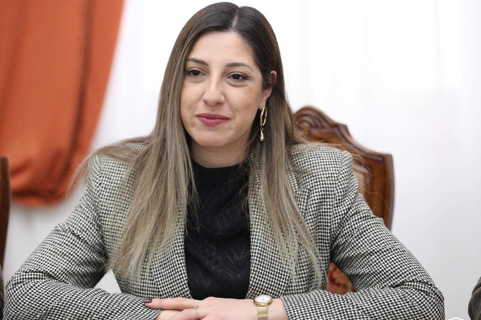 ՔՊ-ական Հռիփսիմե Գրիգորյանն ԱԺ-ում ստանձնել էր Արարատ Միրզոյանի պաշտպանի դերը․ որն էր մոտիվացիան․ «Ժողովուրդ»