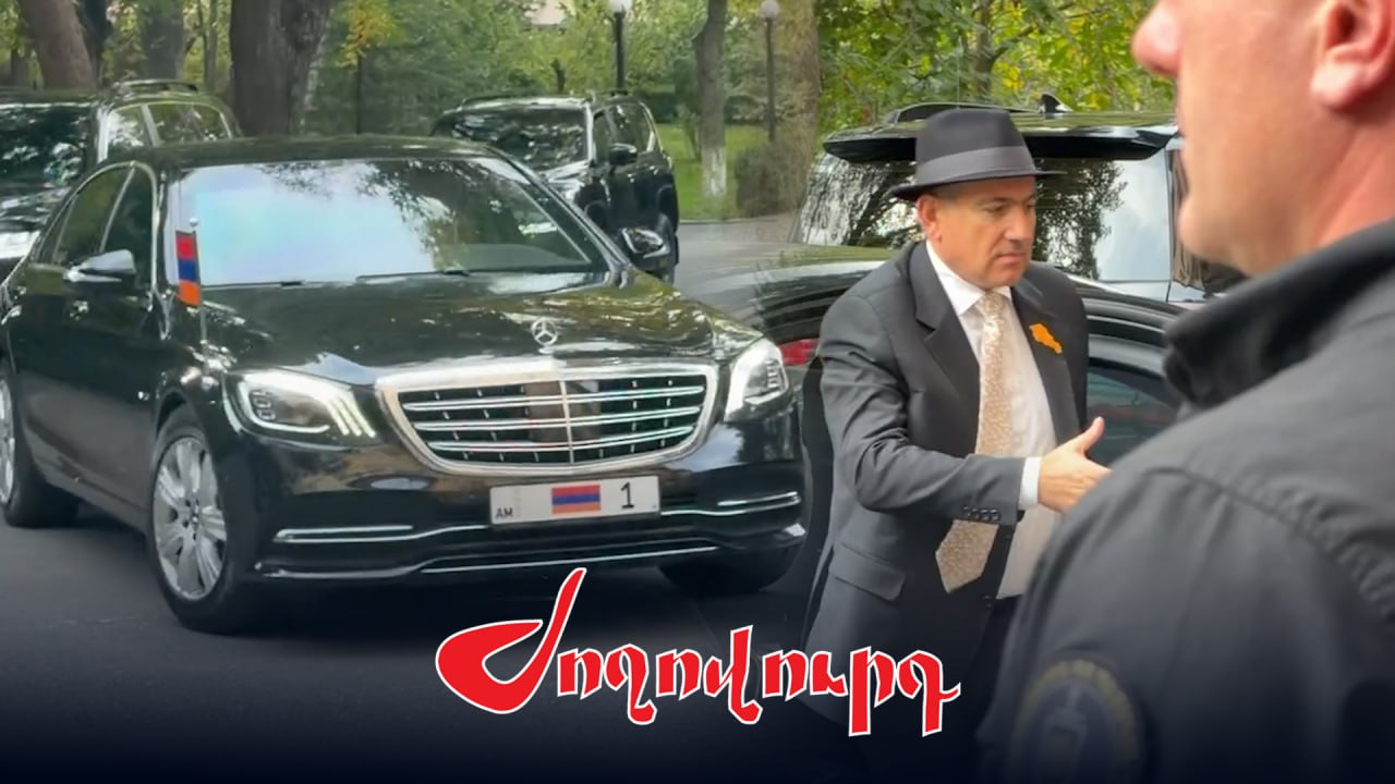 ՏԵՍԱՆՅՈՒԹ․ Փաշինյանի կորտեժը ժամանեց խորհրդարան